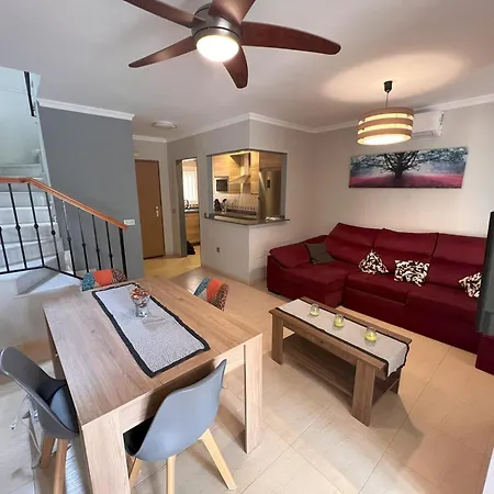 بيت للعطل Puente Del Miso نيرخا